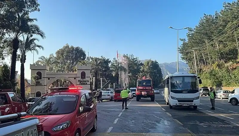 Muğla'daki Beş Yıldızlı Otelde Korkutan Yangın: Tatilciler Panik İçinde