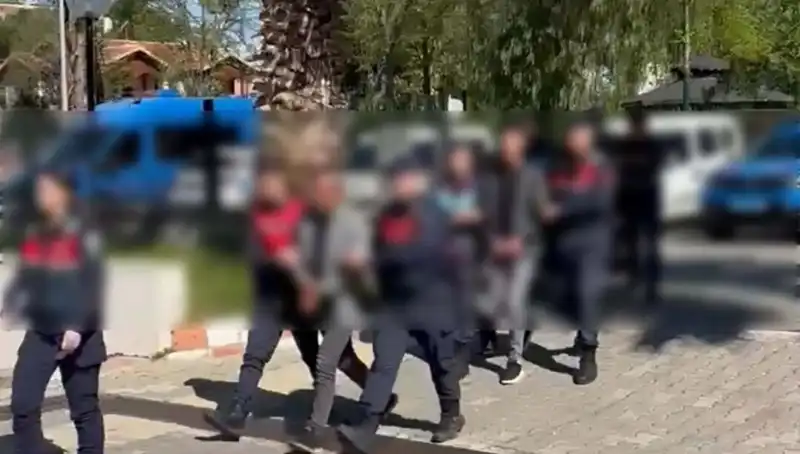 Aydın'da Dehşet Verici Olay: Gaspa Uğrayan Adam Benzinle Yakmaya Çalıştılar!