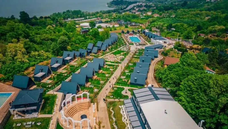 Bungalovlarda Gizli Kamera Kontrolü: Dışarıdan Cihazlar Güvenliği Sağlayacak