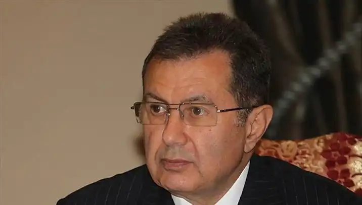Türkiye’nin Gizemli İş İnsanı: Mehmet Emin Karamehmet’in Hayatı ve Kariyeri