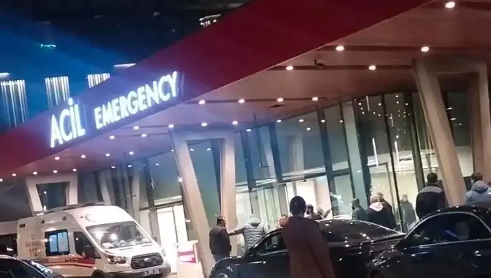 Dışarıda Telefon Görüşmesi Yapan Genç, Silahlı Saldırıda Hayatını Kaybetti