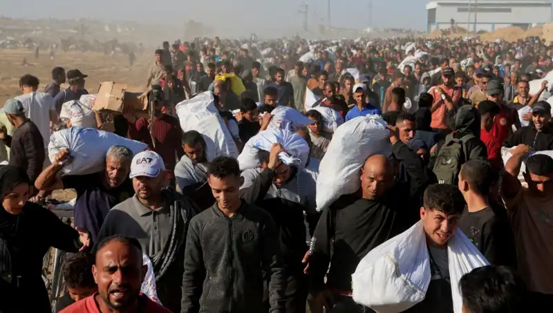 İsrail Ordusu'ndan Han Yunus’a Kuşatma: 15 Kilometrelik Stratejik Koridor Açıldı