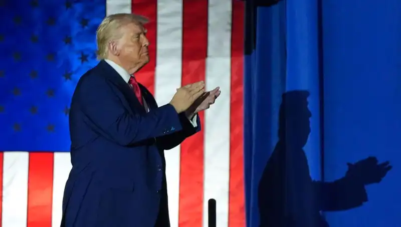 Donald Trump'tan Çarpıcı İddia: "100 Günde 100 Yılın En Köklü Değişimini Gerçekleştirdik"