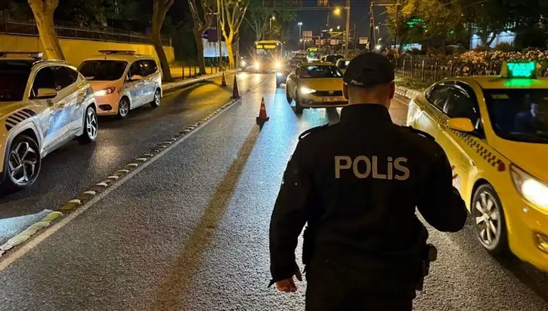 Huzur İstanbul Operasyonu: 1500 Kişi Gözaltında ve Suç Organları Çökertildi