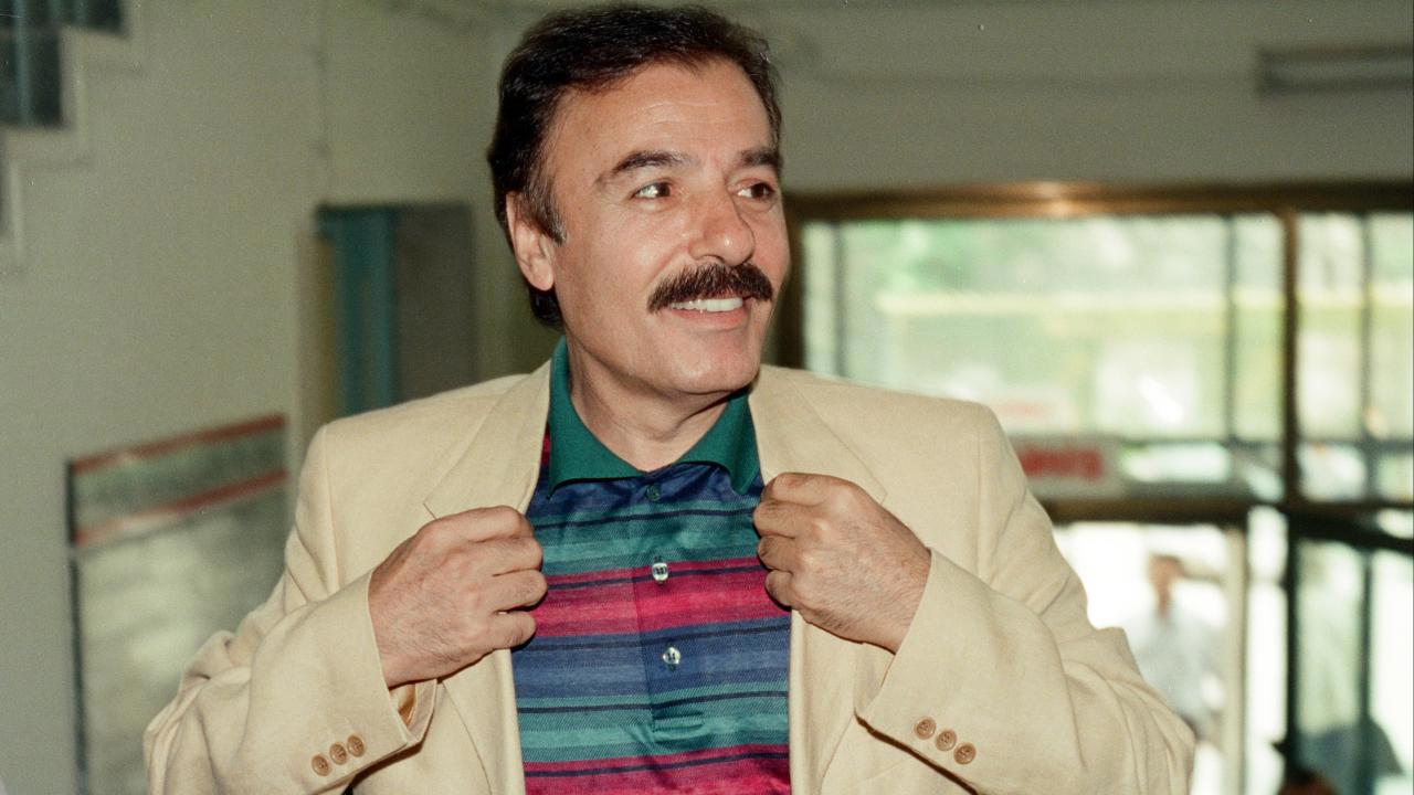 Ünlü Şarkıcı Ferdi Tayfur Hayatını Kaybetti