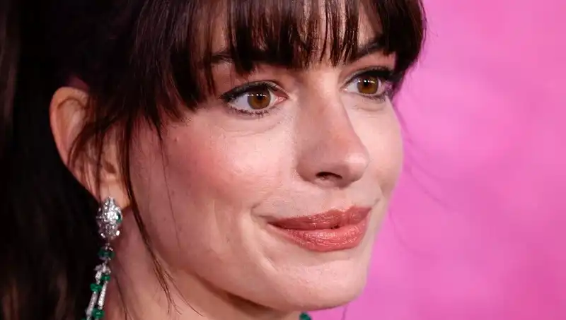 Hollywood'un Karanlık Yüzü: Ölü İnsan Derisi Enjeksiyonlarıyla Gelen Estetik Çılgınlığı