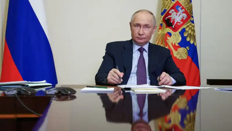 Suriye'de Söz Sahibi Olan Putin, Esad’ı Neden Bırakmıyor?