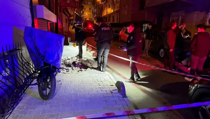 Küçükçekmece'de Plakasız Motosikletle Saldırı: Olayın Perde Arkası ve Tanıkların Anlatımları