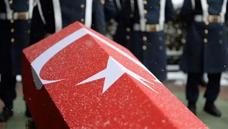 Pençe Kilit Operasyonu'nda Yaralanan Askerimiz Şehit Oldu: Milletimiz Yas Tutuyor