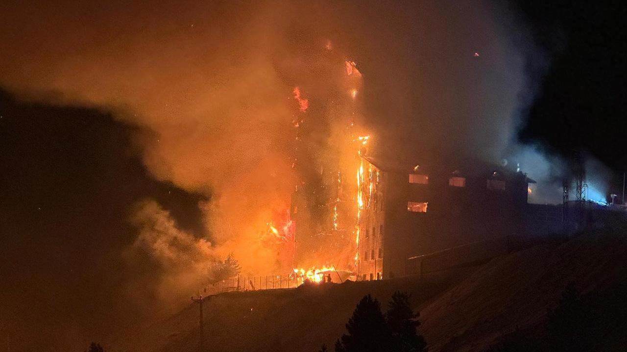 Kartalkaya'da Otel Yangını: Yaralılar Rapor Edildi