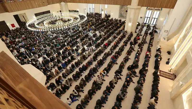 Cuma Namazı için Saatler Açıklandı: 4 Nisan 2025’te Tüm İllerde Cuma Namazı Kaçta?