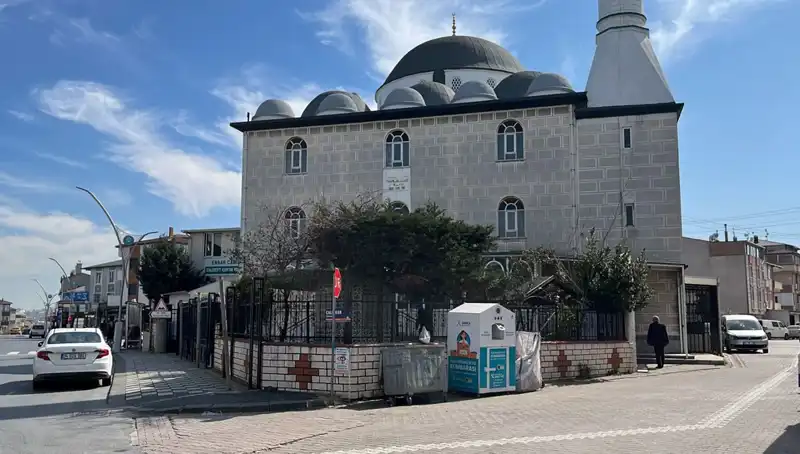 Cami Tuvaletinde Bulunan Cansız Beden, Şehri Sarsan Olayı Başlattı