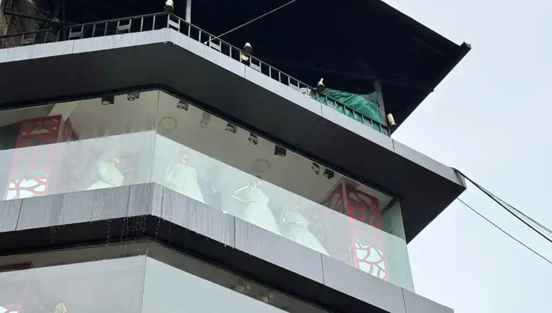 Giyim Mağazasında Gelişen Yangın Panik Yarattı: Olay Anı ve Sonrası
