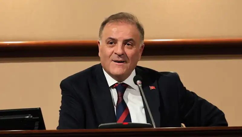 İBB Başkanvekili Adayı Nuri Aslan Kimdir, Hangi Görevleri Üstlendi?