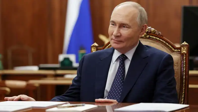 Putin: Çin ile Uzayda Gelecek Hedeflerimizi Belirliyoruz