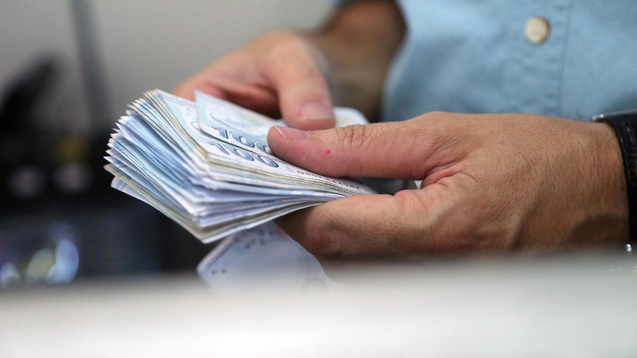 Emekli Aylığı 14 bin 469 Liraya Yükseldi