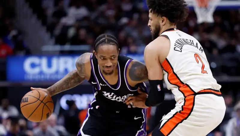 NBA'de LaVine ve DeRozan’dan Tarihi Performans: İkili 80 Sayı Üretti!