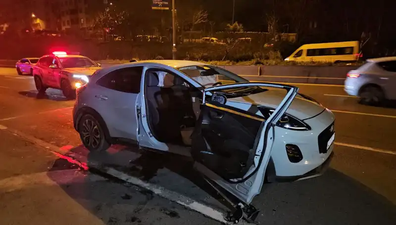 Bayrampaşa'da Feci Zincirleme Kaza: İki Kişi Hayatını Kaybetti, Dört Yaralı